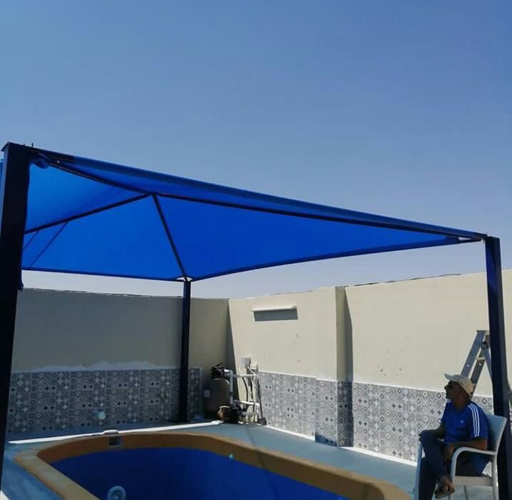 مظلة مسابح